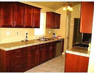 3rd image of 7333 Woodbine Dr