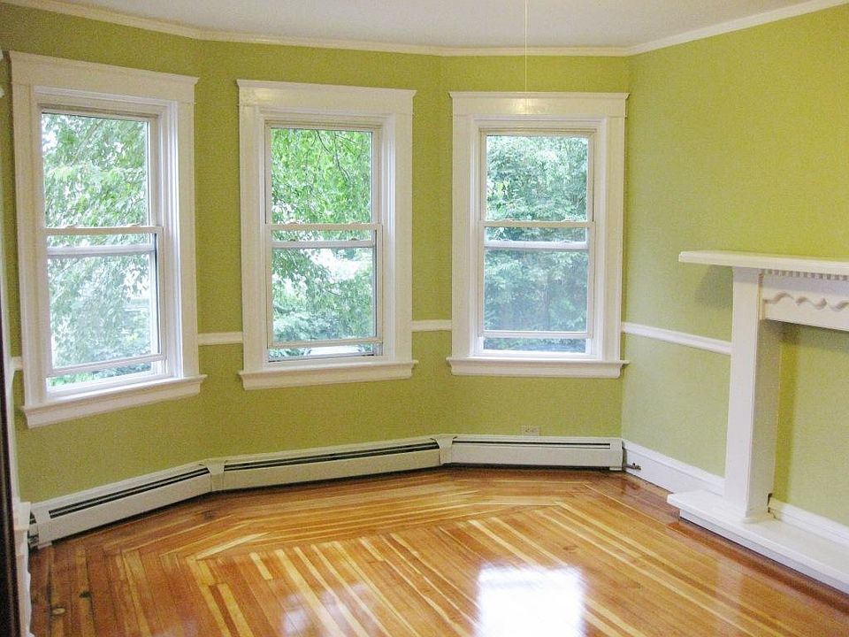 2nd image of 41 12th St APT 1