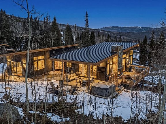 3rd image of 283 McKay Rd