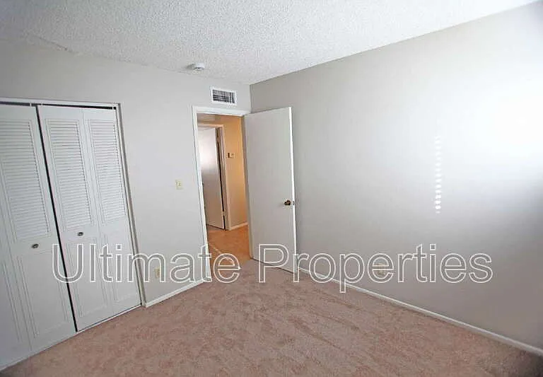 3832 W Acapulco Ln — Photo 15