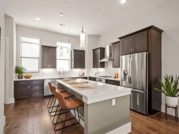 5703 Larkin St #C, Houston, TX 77007