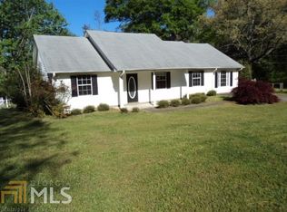 25 J Y Carmichael Rd, Newnan, GA 30263