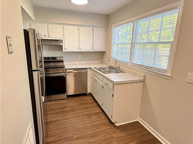 511 Beville St #2 — Photo 7