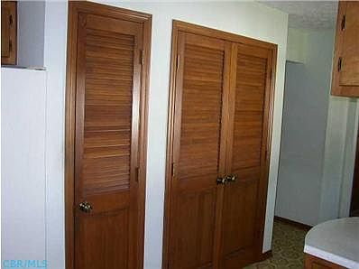 4th image of 4284 Glenmawr Ave