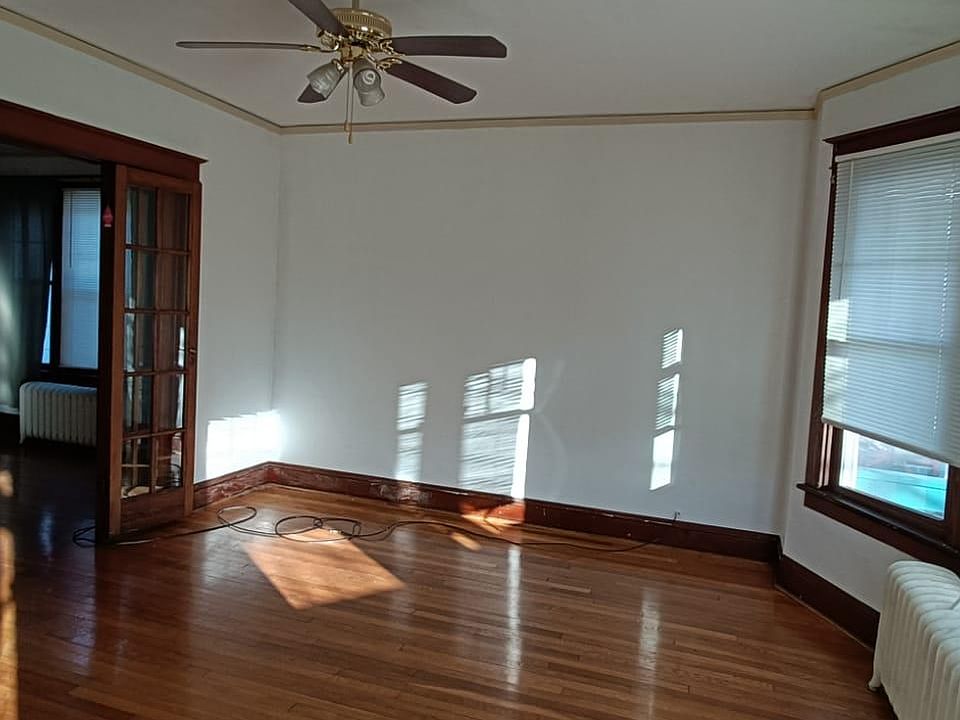 1st image of 233 New Scotland Ave Floor 2