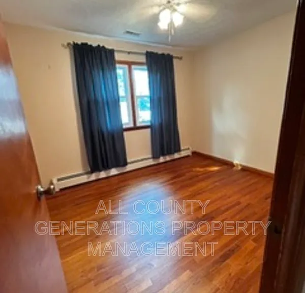 2281 Weymouth Rd — Photo 9