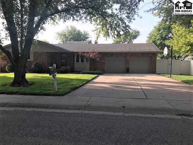 1st image of 909 E 27th Ave