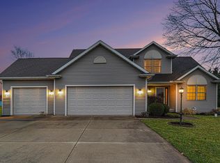 58178 Prairie Ridge Rd, Goshen, IN 46528