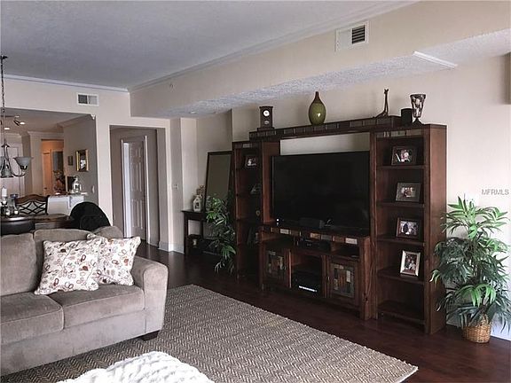 2nd image of 225 W Seminole 502 Blvd