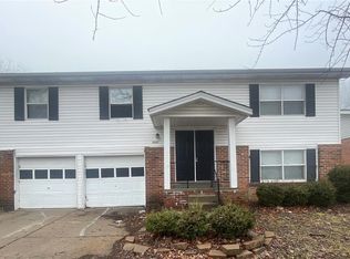 2337 Millvalley Dr, Florissant, MO
