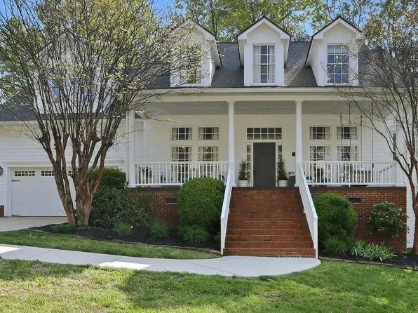 202 Sir Walker Ln, Cary, NC 27519
