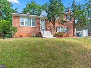 7545 Wilhelm Dr, Lanham, MD 20706