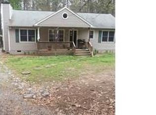 11755 Old Stage Rd, North Dinwiddie, VA 23805