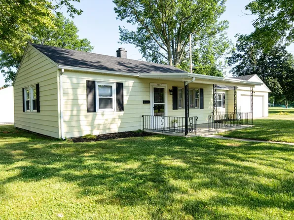 1307 Fleetwood Dr, Fremont, OH 43420