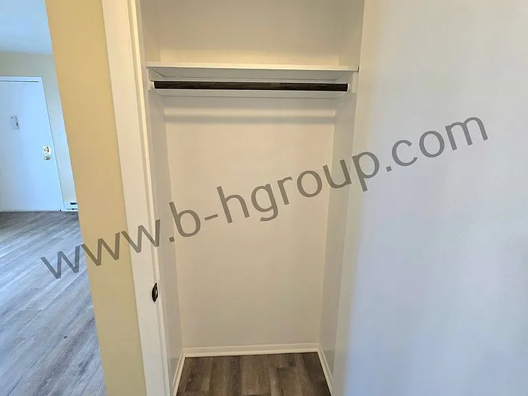8515 32nd Ave — Photo 10
