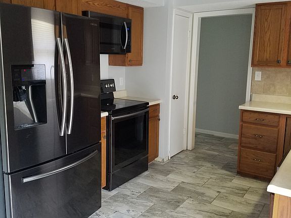 Kitchen-Appliances included