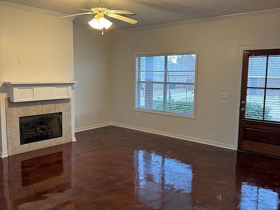 5th image of 109 Newport Dr