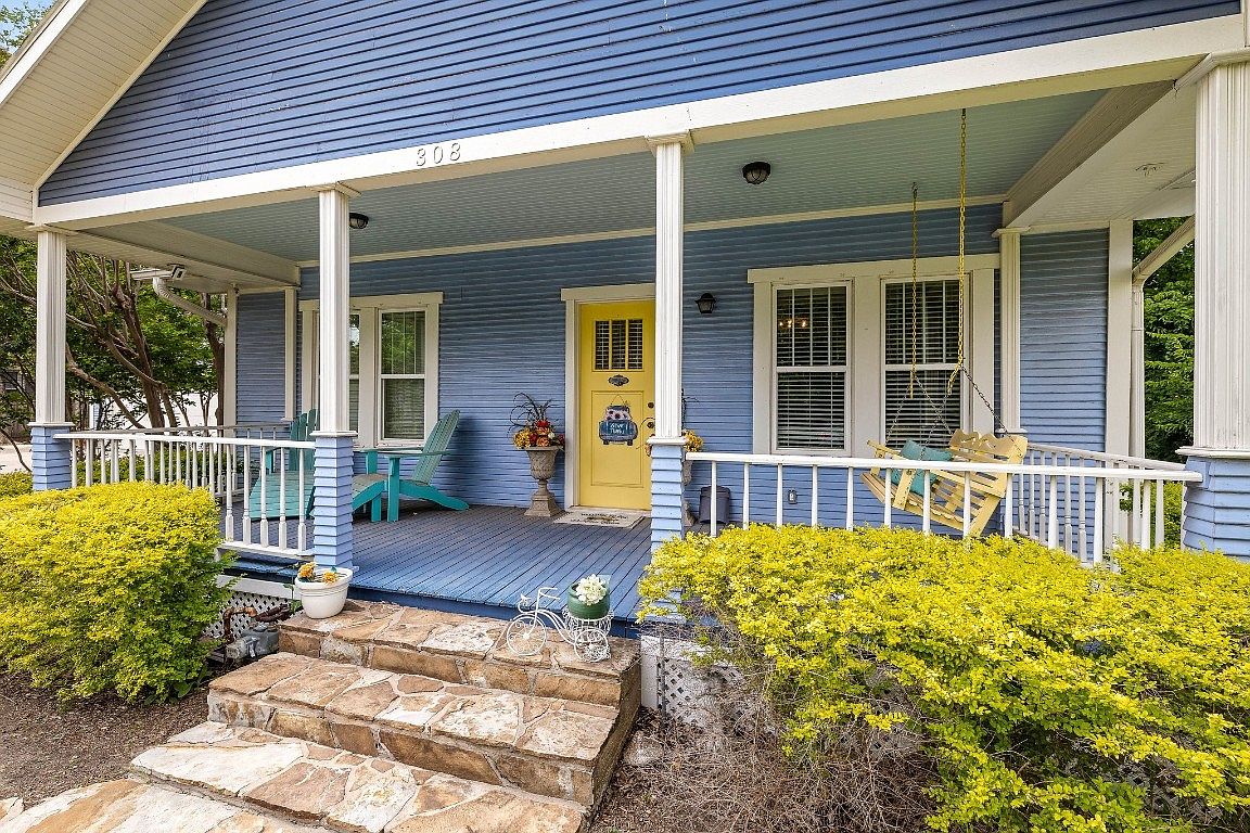 308 S Church St, Pilot Point, TX 76258 Zillow