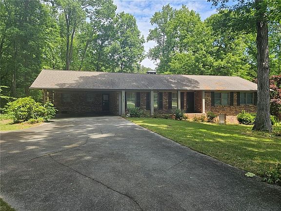 2nd image of 2107 Flat Shoals Rd SW