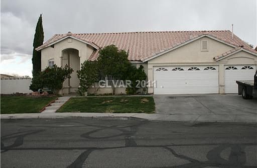 1st image of 8172 Grizzly Bear Way