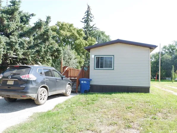 123 3rd STREET W, Lafleche, SK S0H 2K0