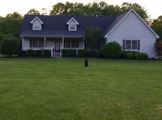 665 Cates Rd, Paris, TN 38242