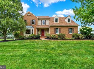 586 Owen Rd, York, PA 17403