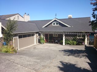 3514 W Commodore Way, Seattle, WA 98199