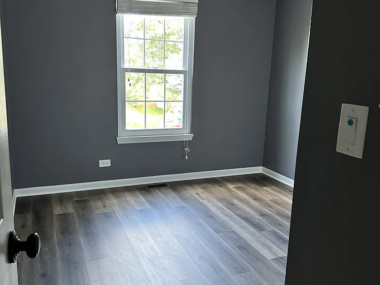 1213 Pennsbury Ln — Photo 13