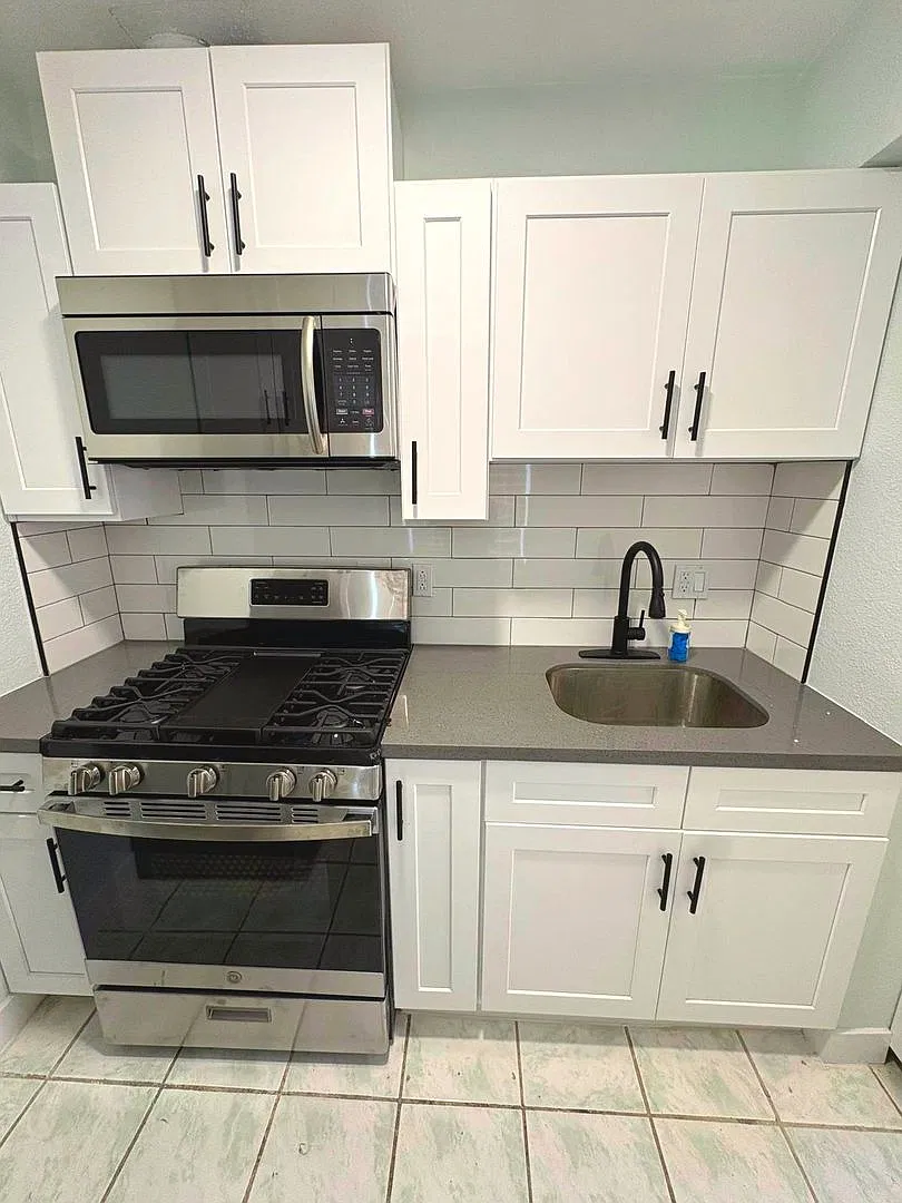 78th Street Apartments — Photo 2