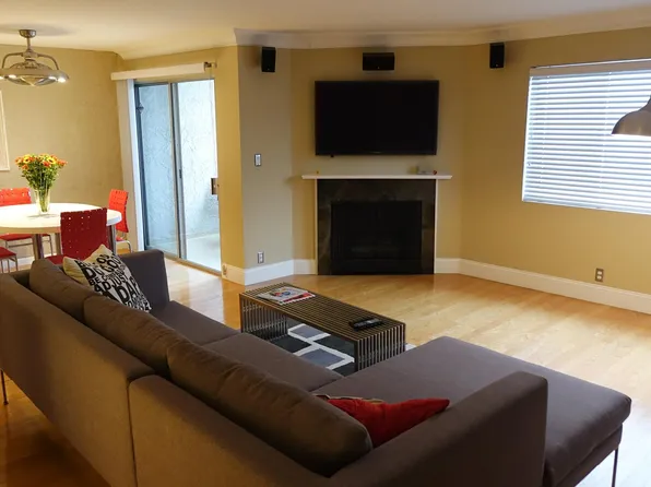 1021 12th St APT 206, Santa Monica, CA 90403