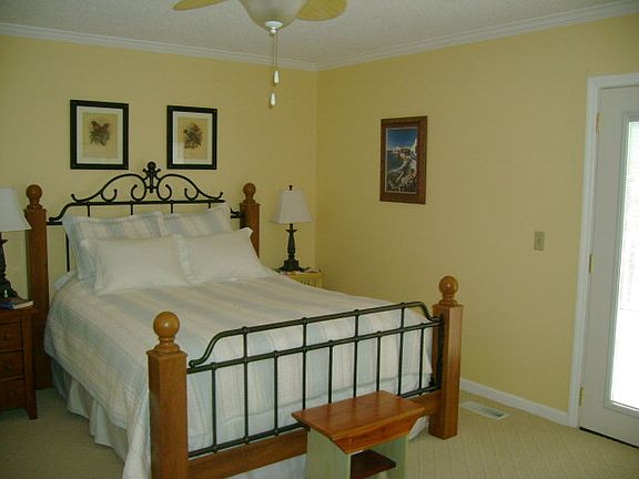 5th image of 231 Park Cir