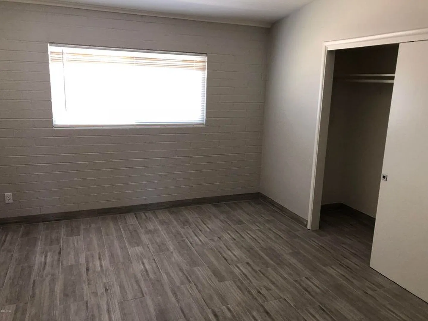 Updated 1-Bedroom Condo in the Heart of Scottsdale No HOA! — Photo 3
