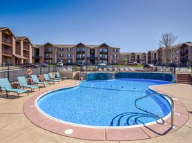 Weaver Creek Apartments