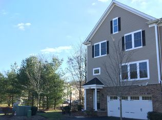 3130 Raintree Dr, Gibsonia, PA 15044