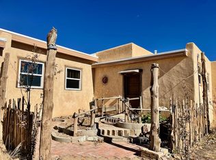 1619 Tapia Blvd SW, Albuquerque, NM 87105