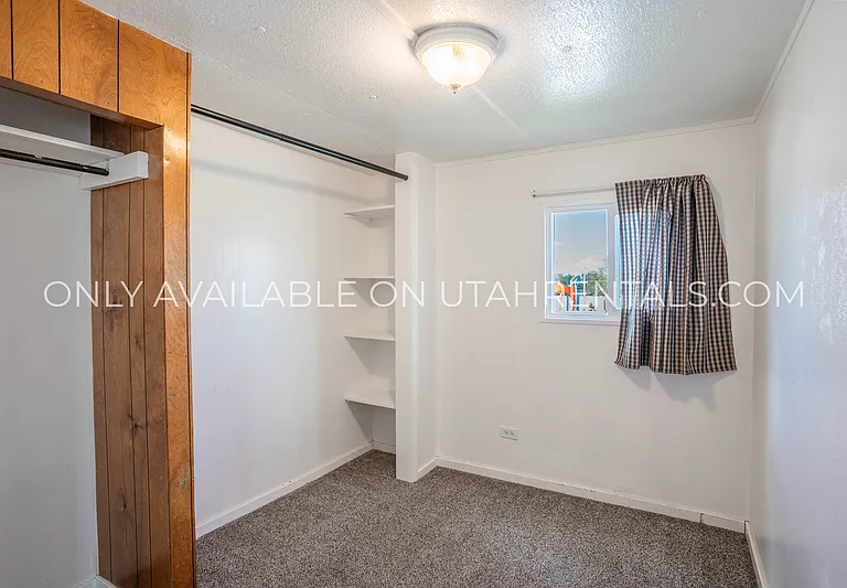 440 W Main St #5 — Photo 5