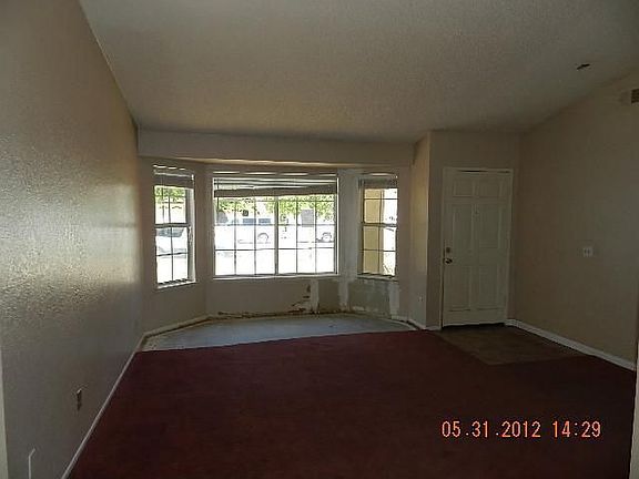 2nd image of 810 E Avenue J10