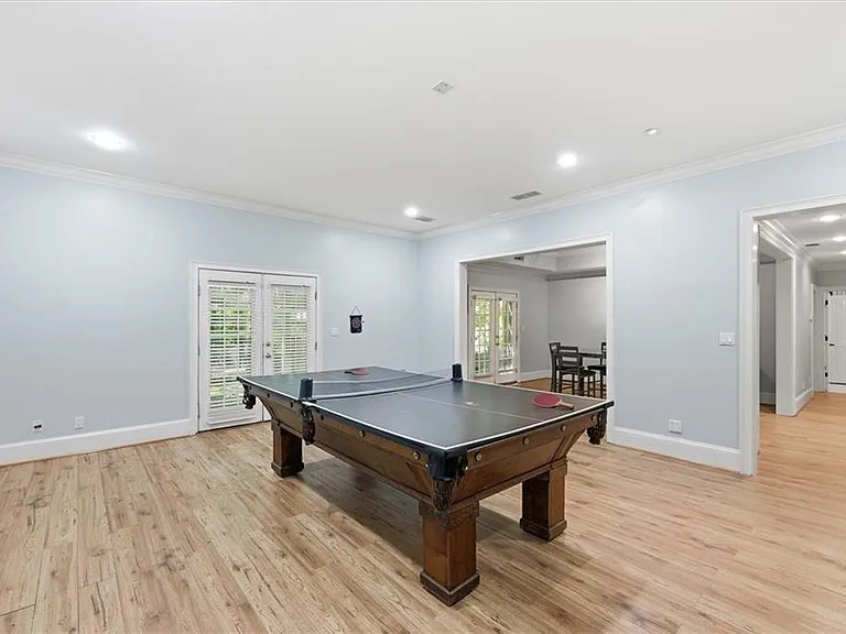 1247 Manor Oaks Ct — Photo 56
