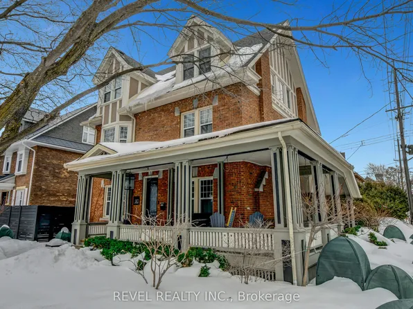 90 Powell Ave, Ottawa, ON K1S 2A1