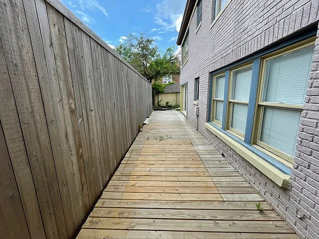 4525 Holland Ave — Photo 16