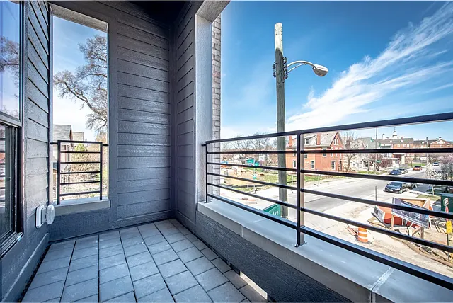 1131 Oak St #204 — Photo 7