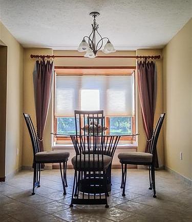 4th image of 2434 Park Ct