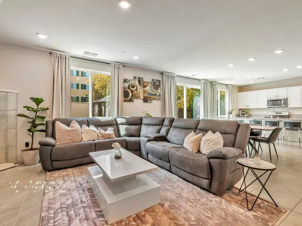 217 Agata Way, Oakley, CA 94561