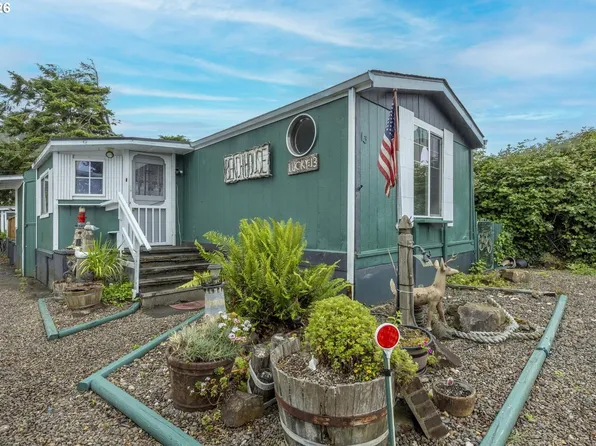 5142 SE Highway 101 Unit 13, Lincoln City, OR 97367