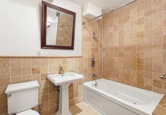 5th image of 245 E 52nd St APT 2