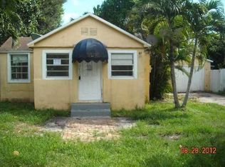 5750 SW 19th St, Miami, FL 33155