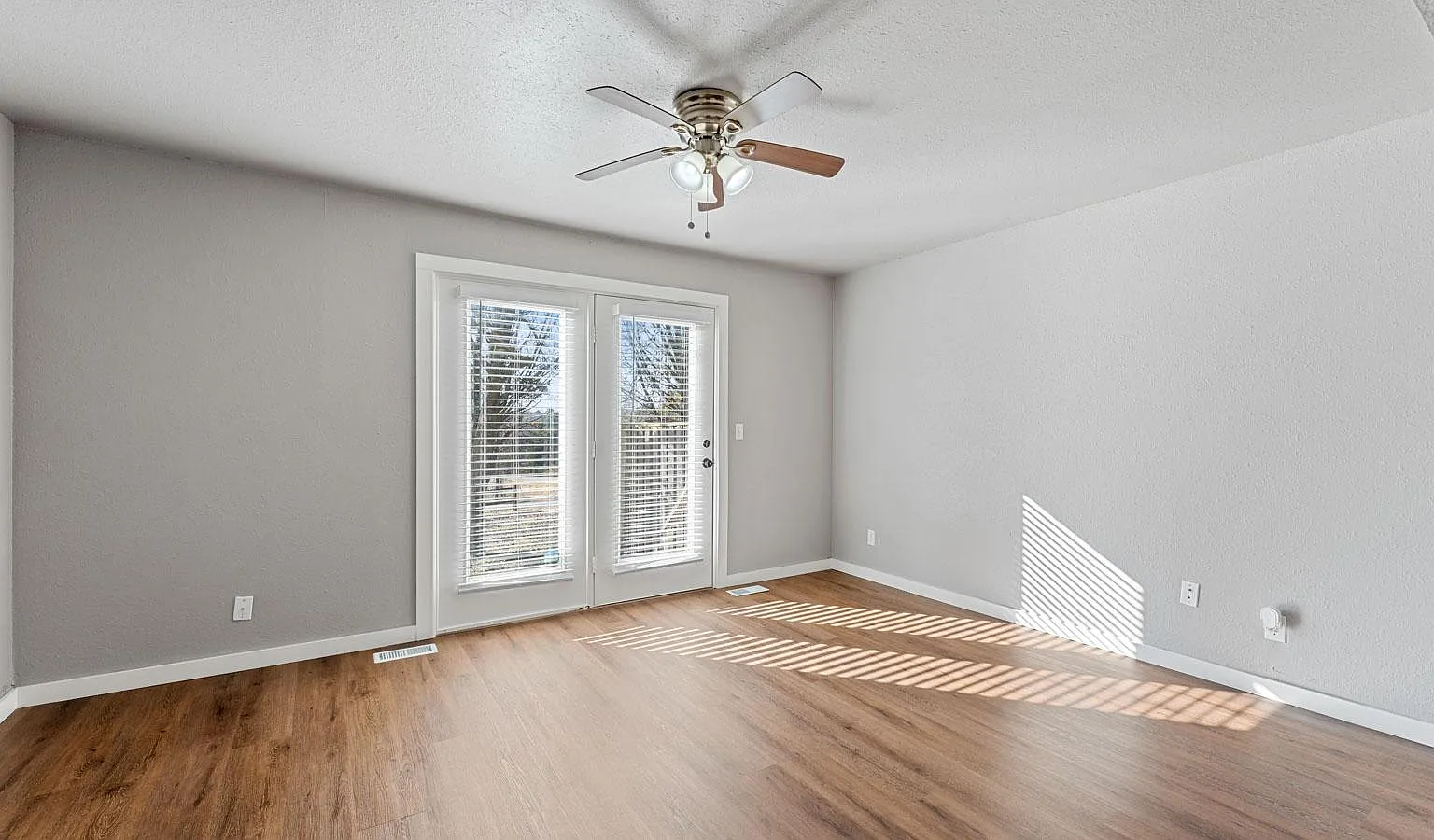 3727 E Mission Blvd — Photo 1