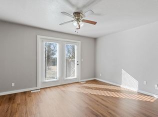 3725-3727 E Mission Blvd #3725, Fayetteville, AR 72703