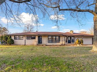 1322 Erwin St, Elkhart, IN 46514